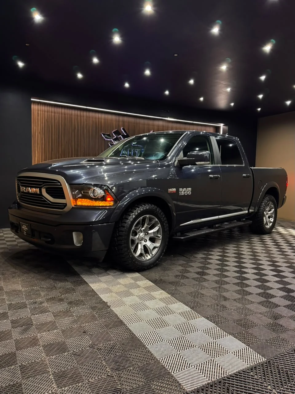 Dodge RAM LIMITED TUGSTEN 2018 - imagen 2