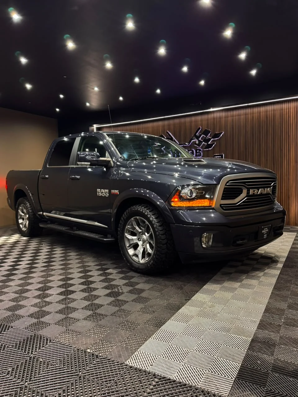 Dodge RAM LIMITED TUGSTEN 2018 - imagen 3