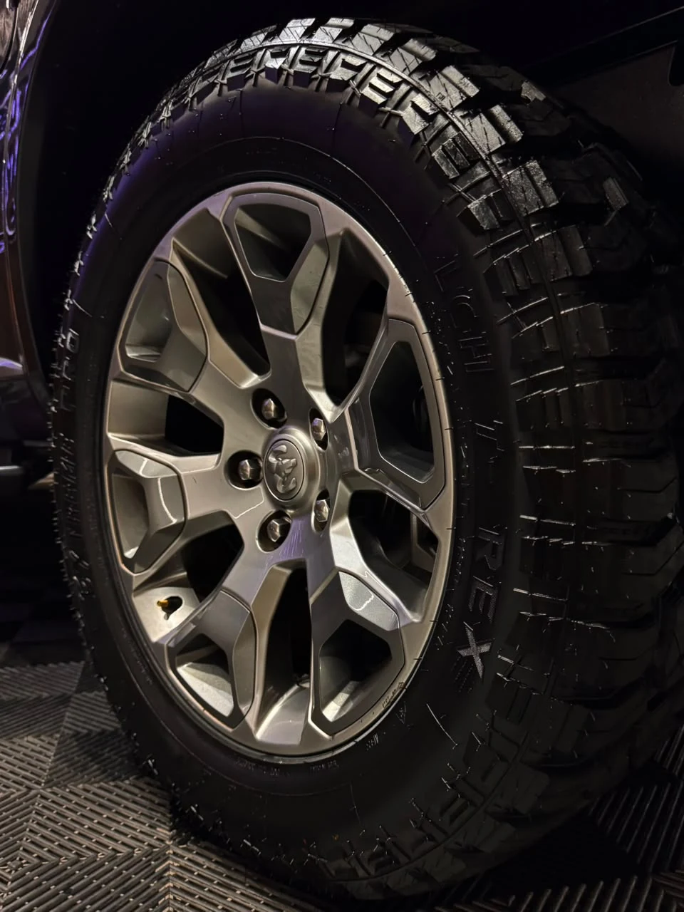 Dodge RAM LIMITED TUGSTEN 2018 - imagen 15
