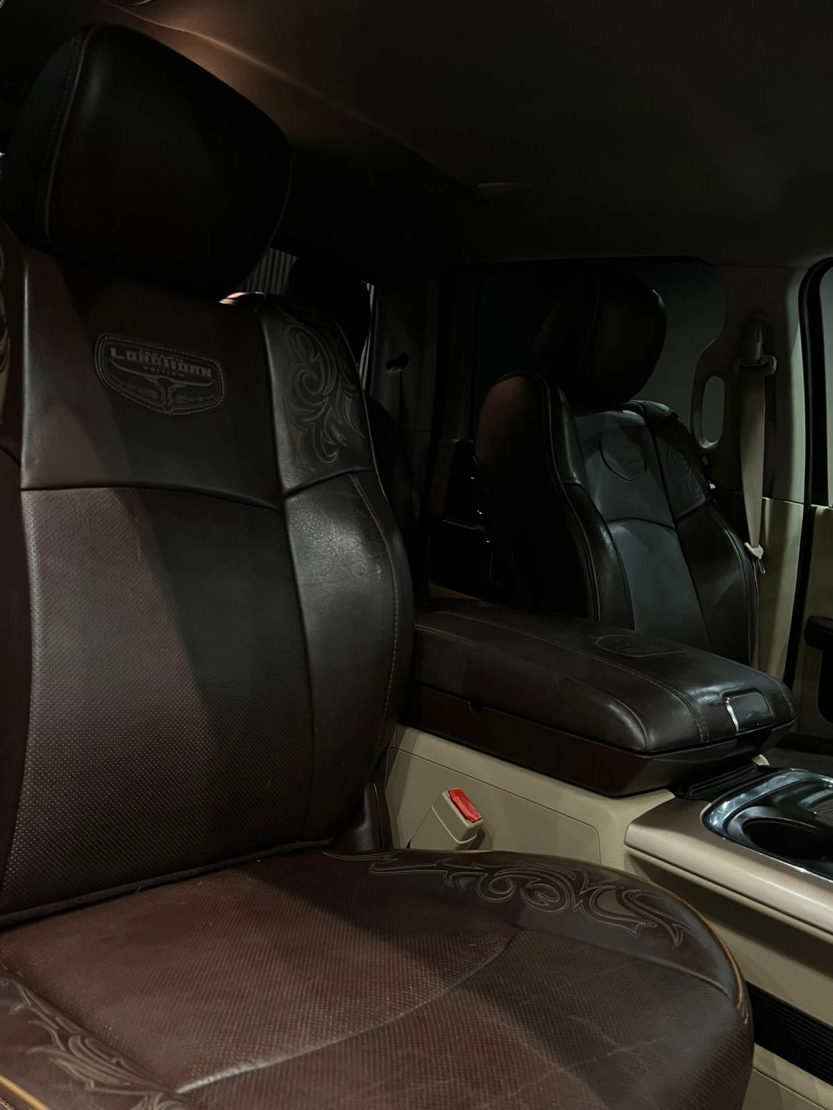 Dodge RAM LONGHORN 2017 - imagen 8