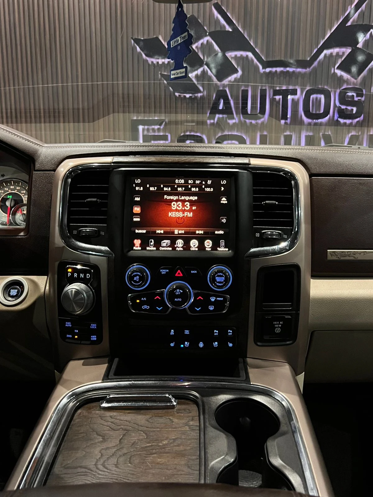 Dodge RAM LONGHORN 2017 - imagen 12