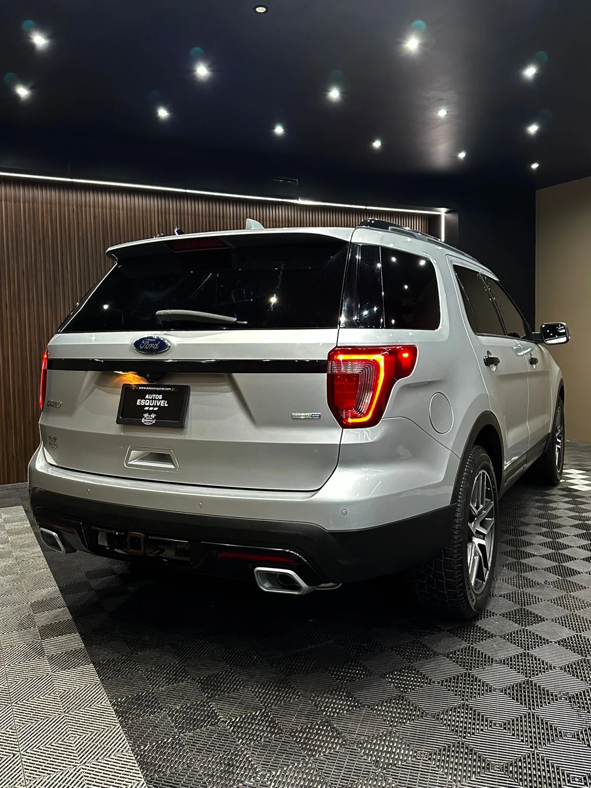 Ford EXPLORER SPORT 2017 - imagen 5