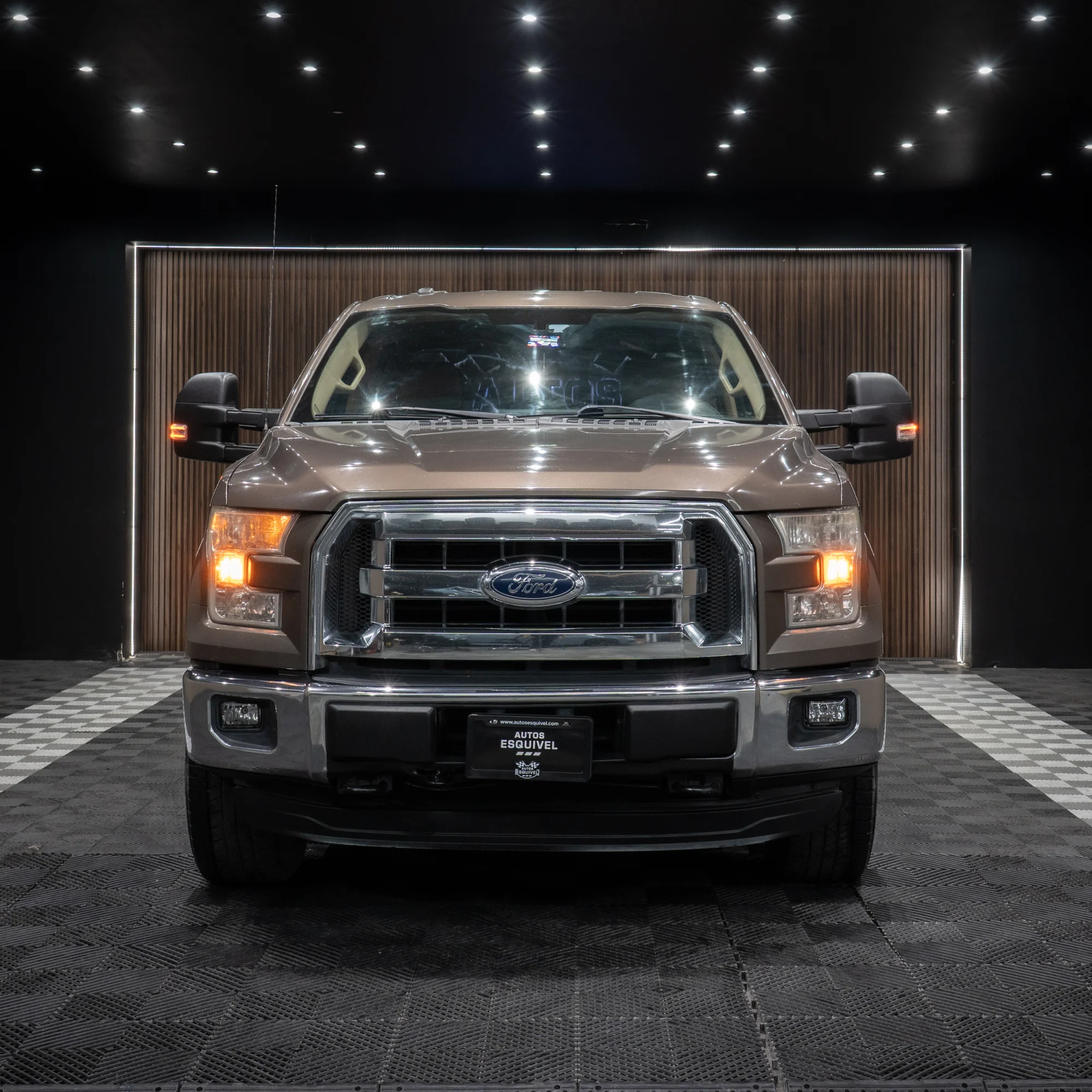 Ford LOBO 4X4 2016 - imagen 4