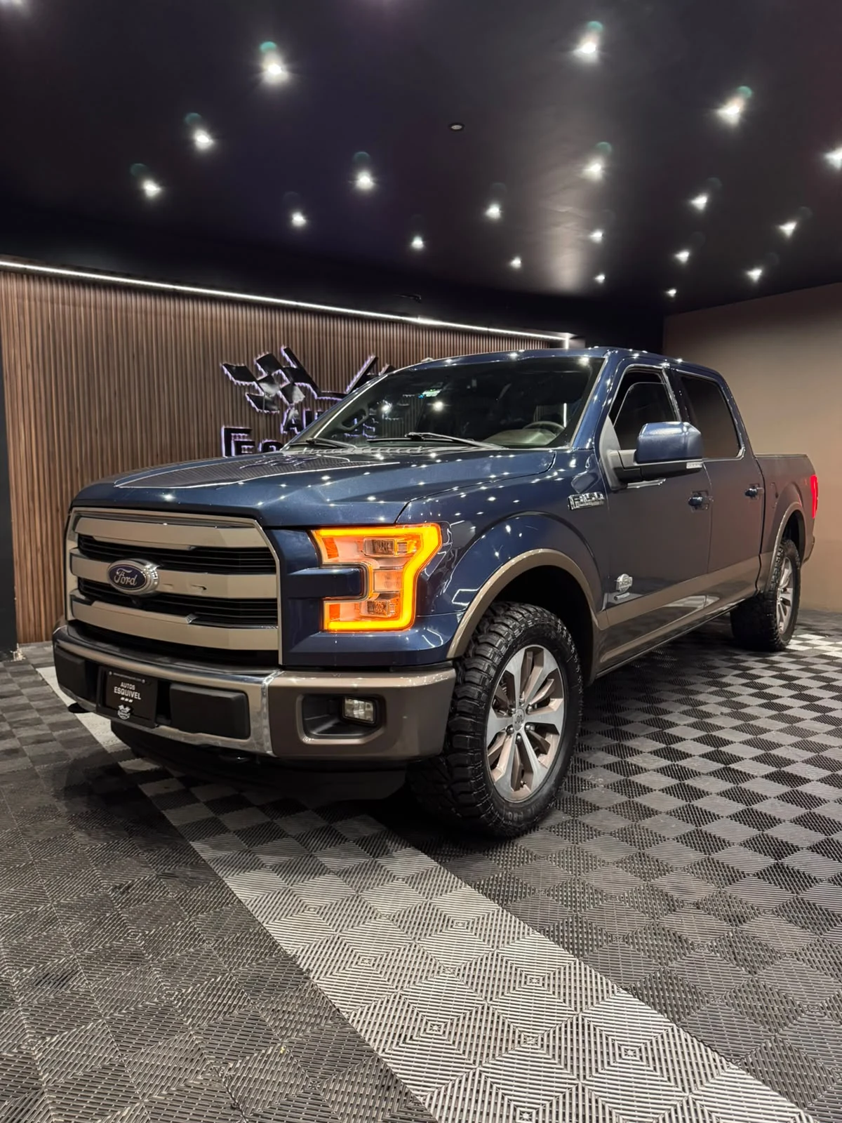 Ford LOBO KING RANCH 2016 - imagen 2