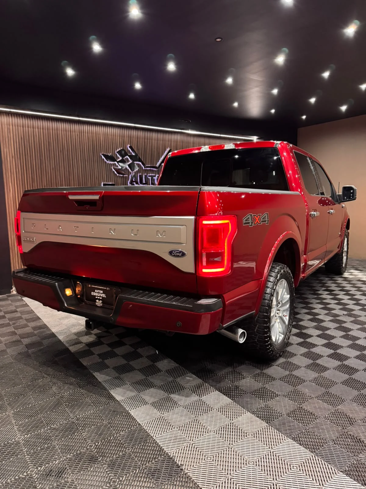 Ford LOBO PLATINUM 2015 - imagen 4