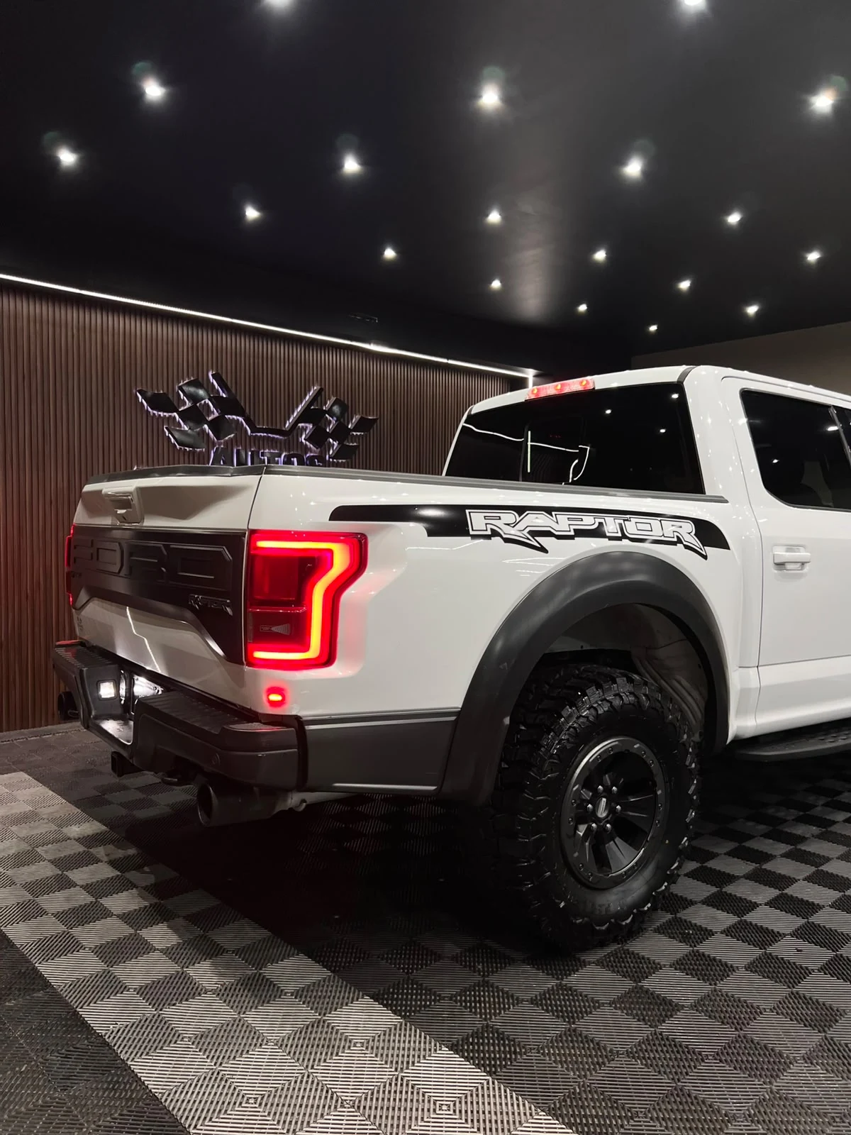 Ford LOBO RAPTOR 2018 - imagen 7