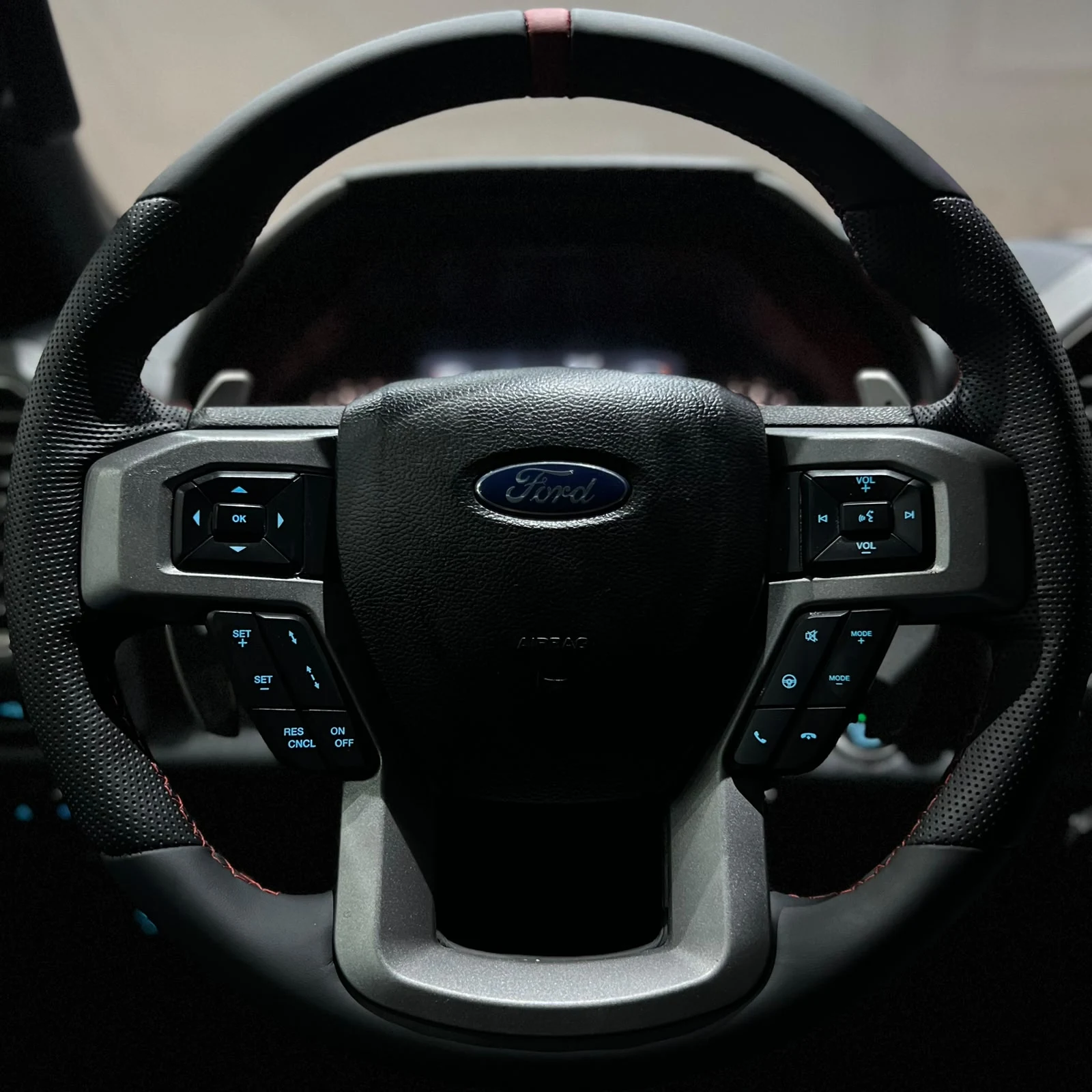 Ford LOBO RAPTOR 2018 - imagen 14