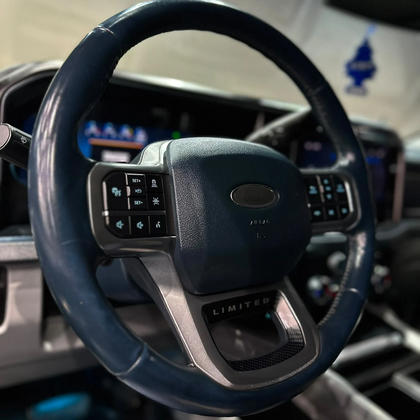 Ford SUPER DUTY LIMITED 2023 - imagen 12
