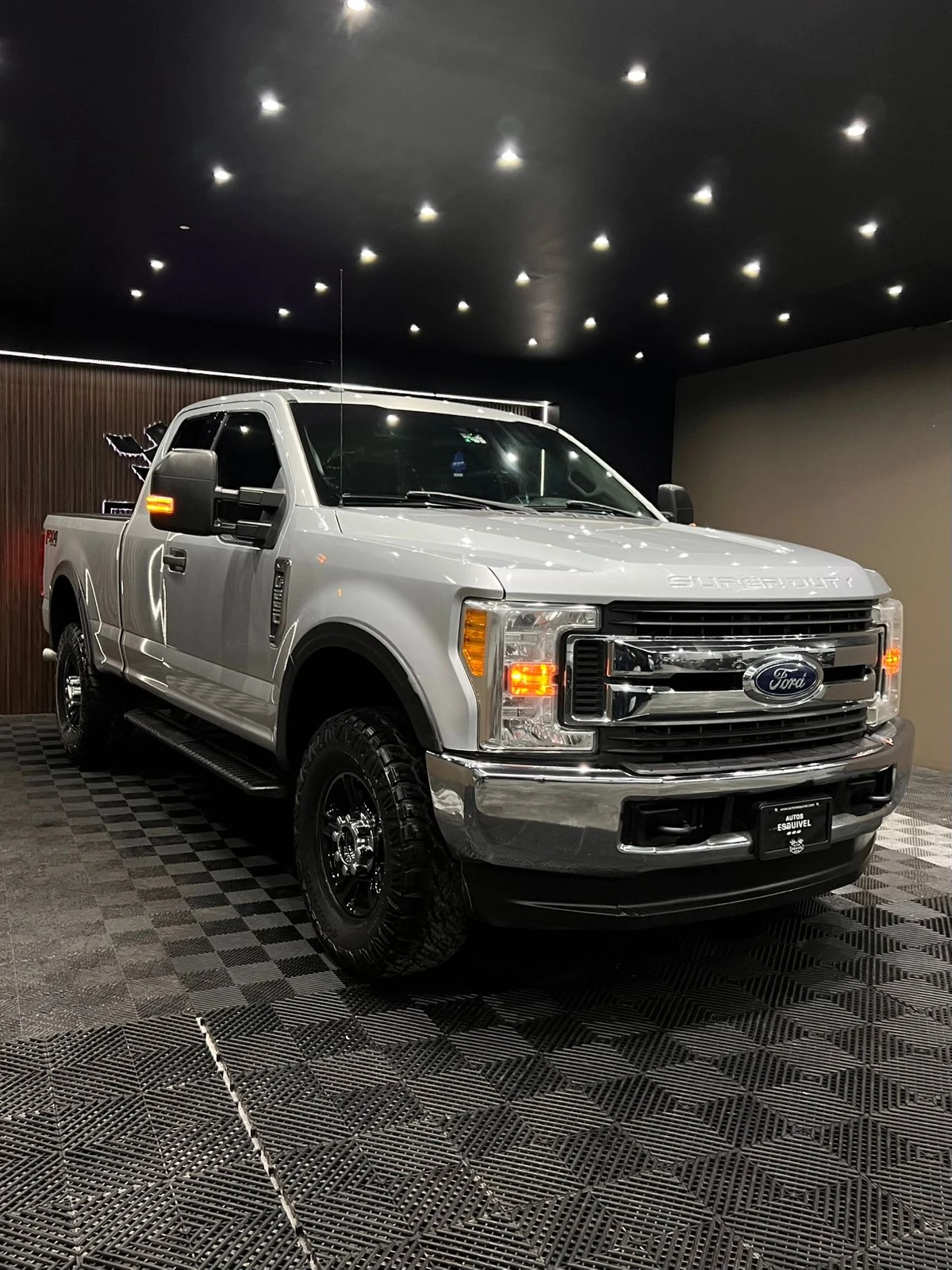 Ford SUPER DUTY XLT 2017 - imagen 8