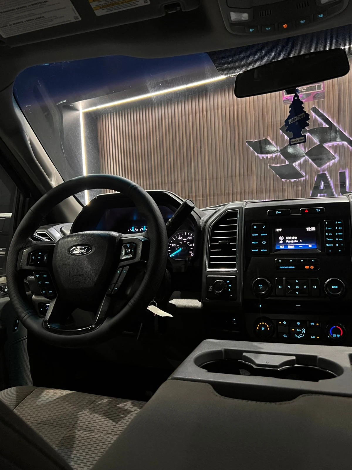 Ford SUPER DUTY XLT 2017 - imagen 12