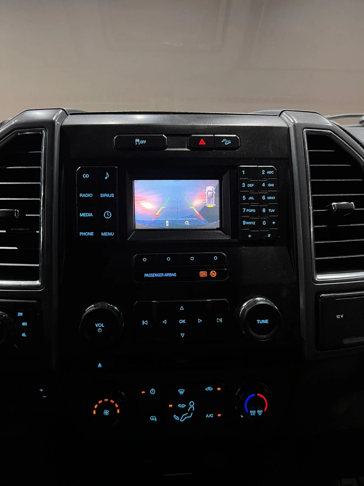 Ford SUPER DUTY XLT 2017 - imagen 16