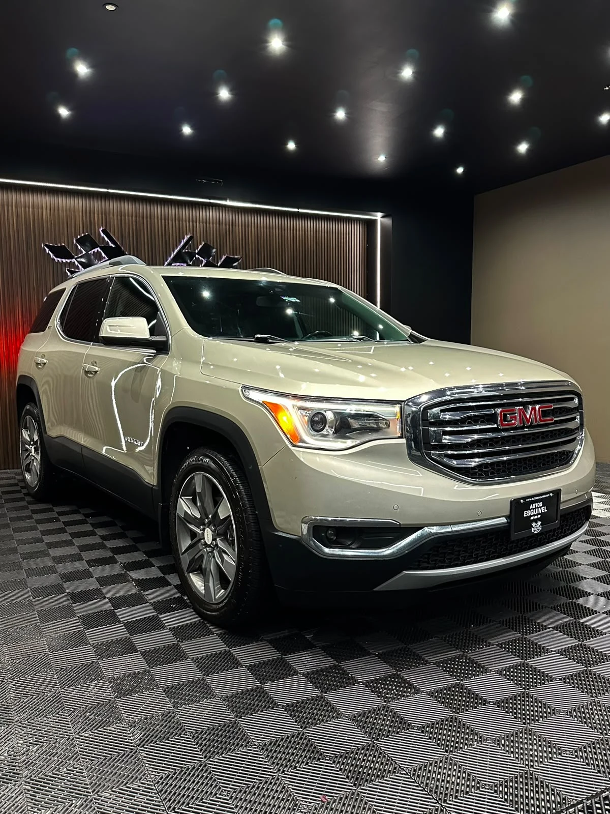 GMC ACADIA 2017 - imagen 6