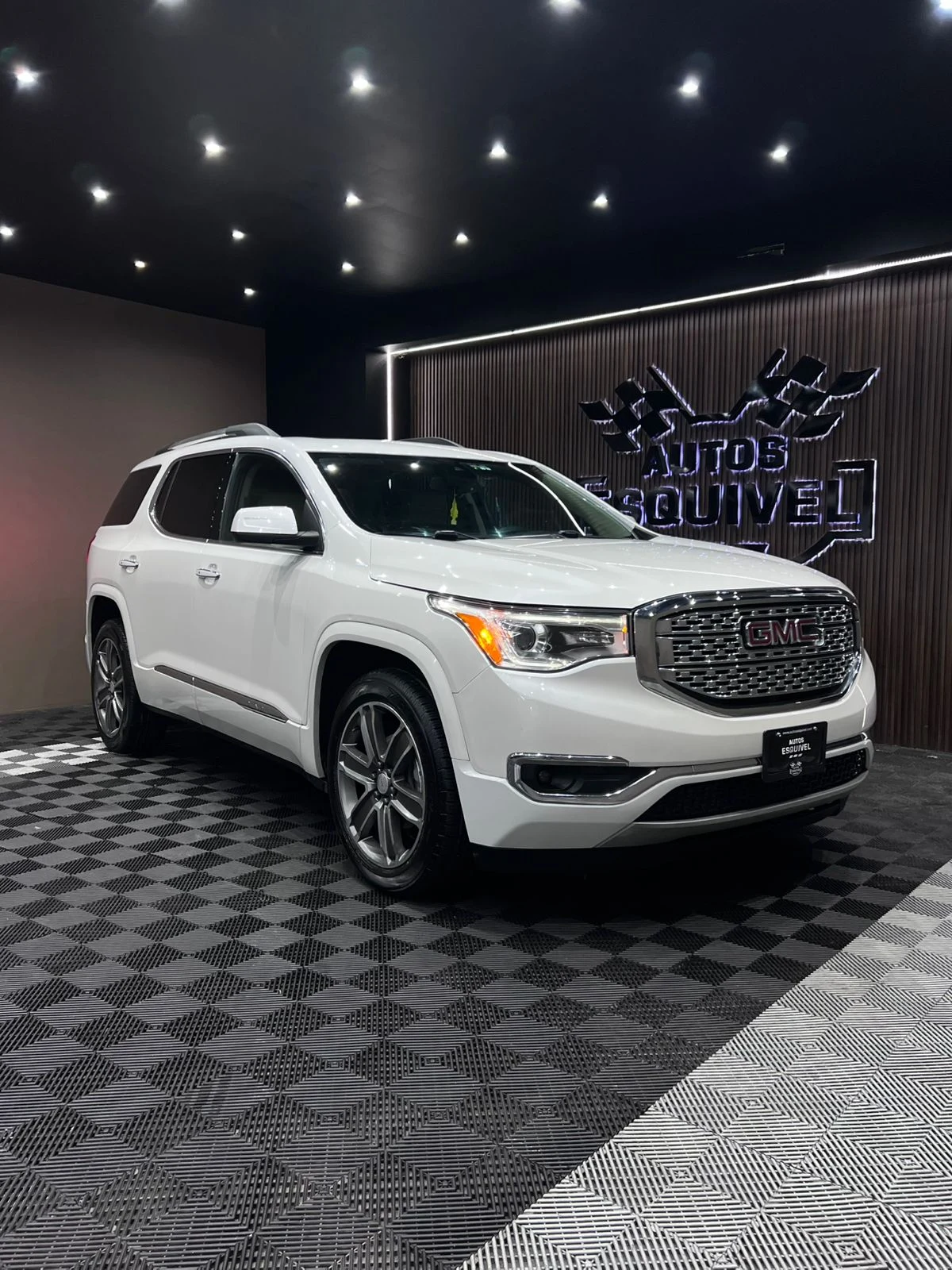 GMC ACADIA DENALI 2017 - imagen 3