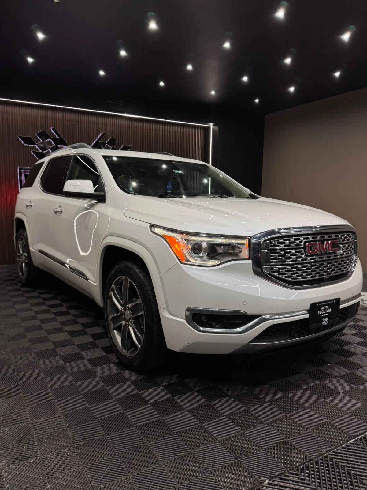 GMC ACADIA DENALI 2017 - imagen 6