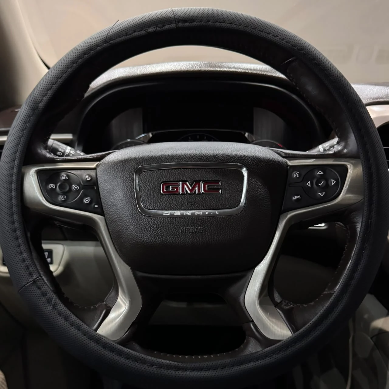 GMC ACADIA DENALI 2017 - imagen 16