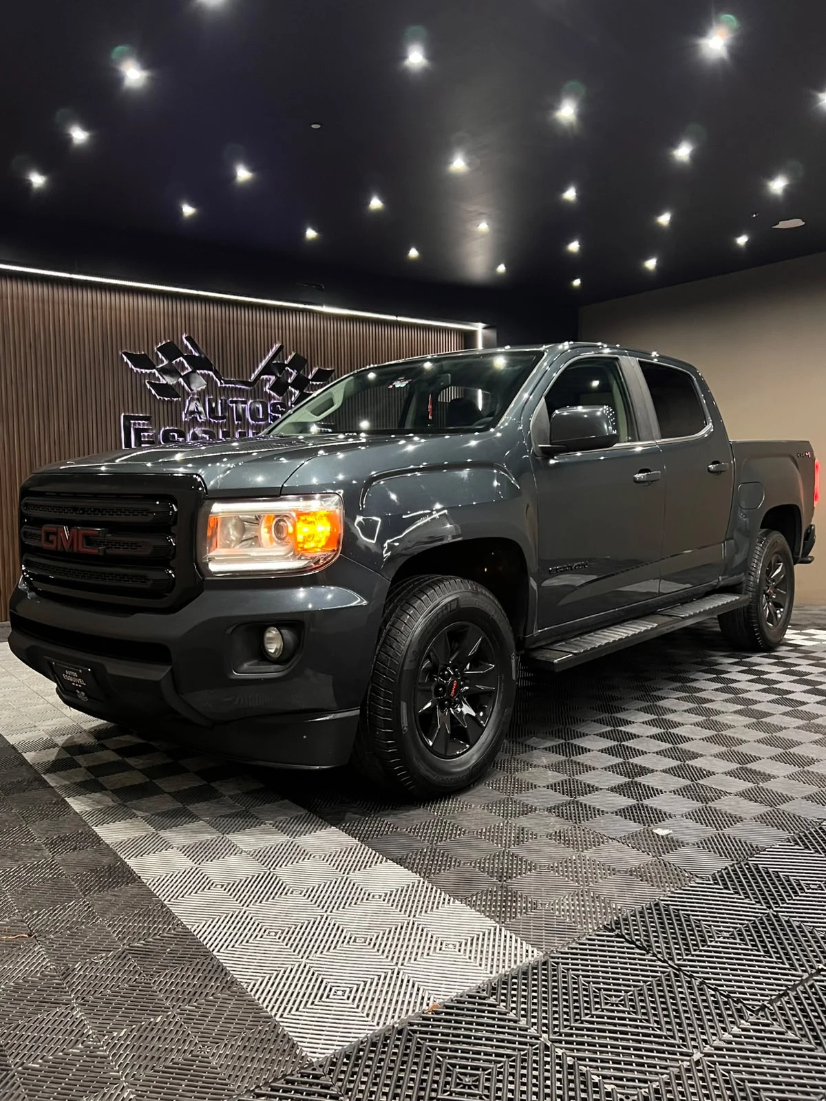 GMC CANYON AT4 2017 - imagen 2