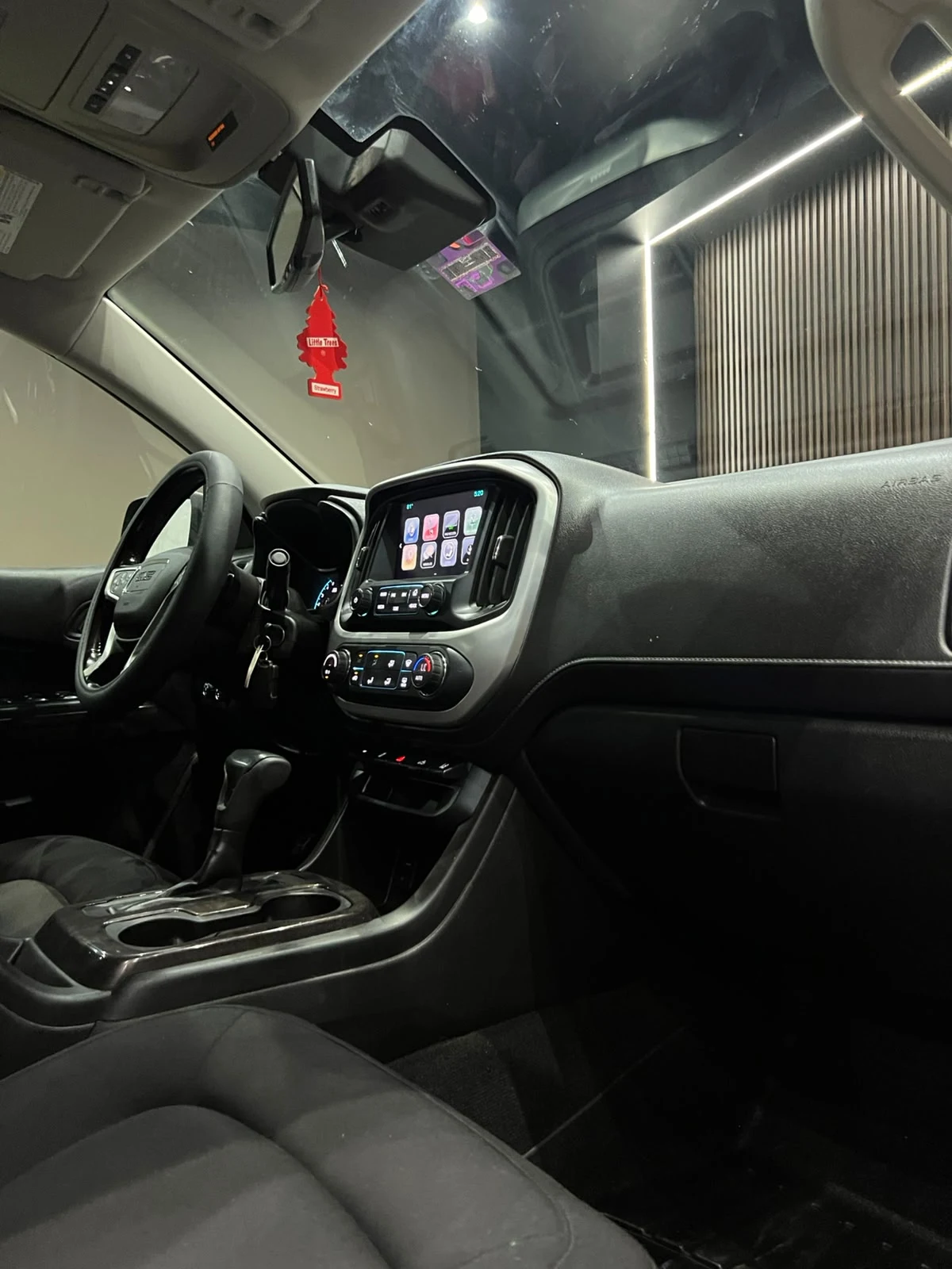GMC CANYON AT4 2017 - imagen 11