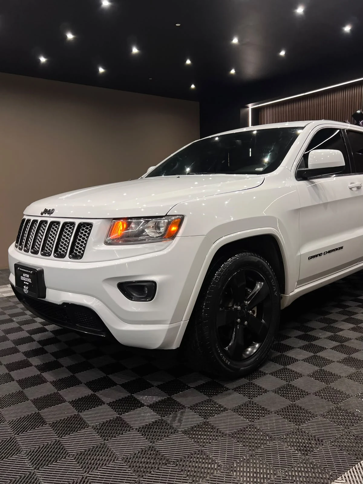 Jeep GRAND CHEROKEE BLACK EDITION 2015 - imagen 4