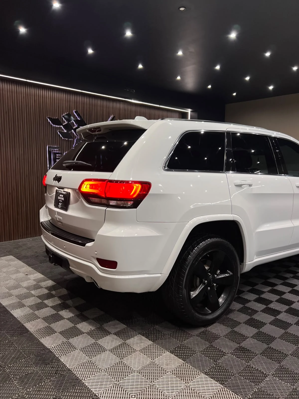 Jeep GRAND CHEROKEE BLACK EDITION 2015 - imagen 7