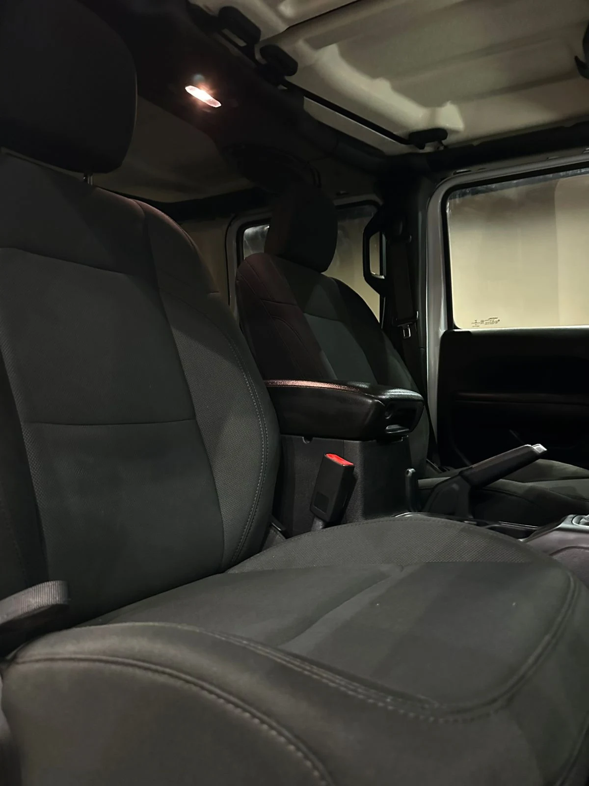 Jeep RUBICON 2018 - imagen 8