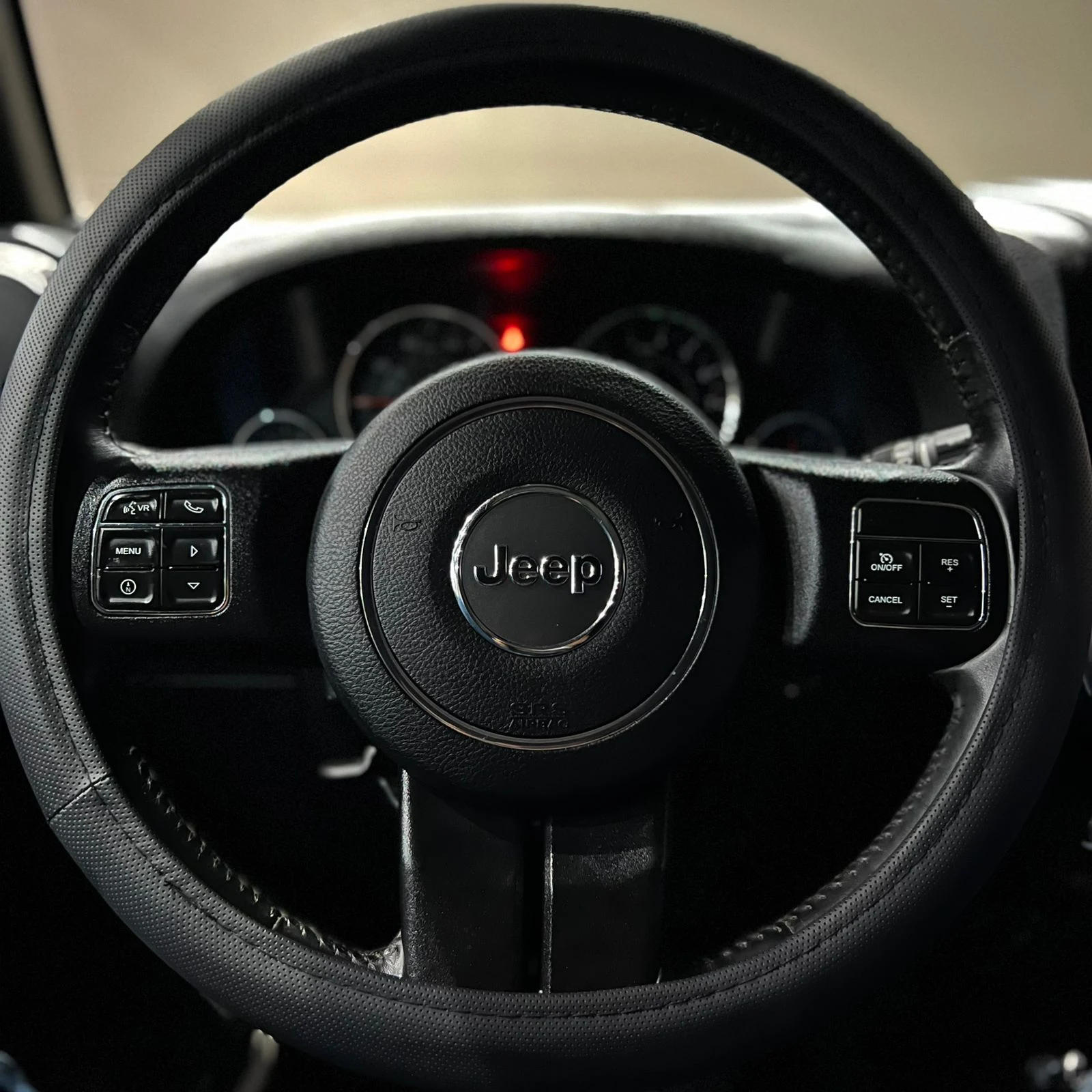 Jeep SAHARA 2017 - imagen 11