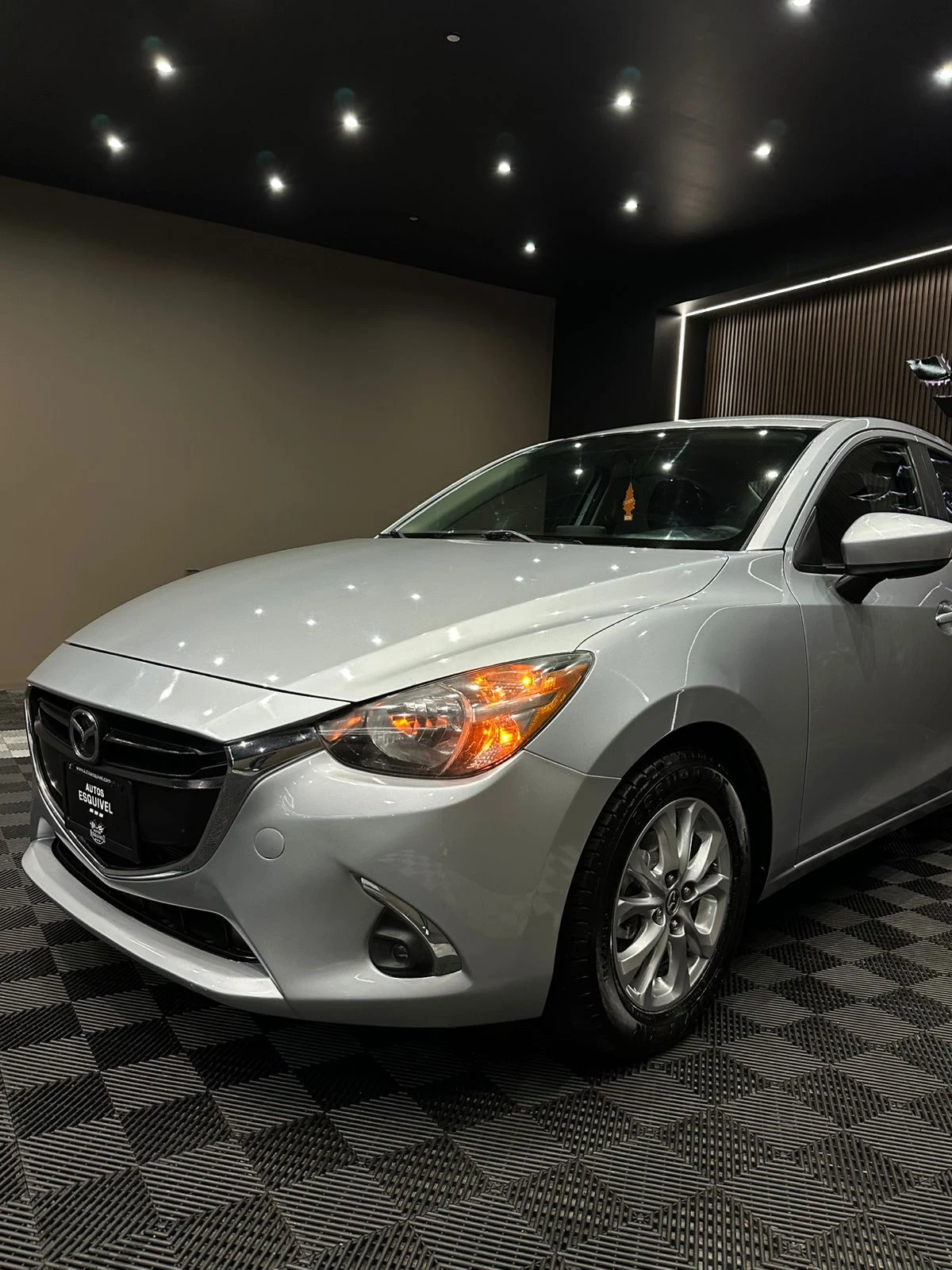 Mazda M2 2019 - imagen 4