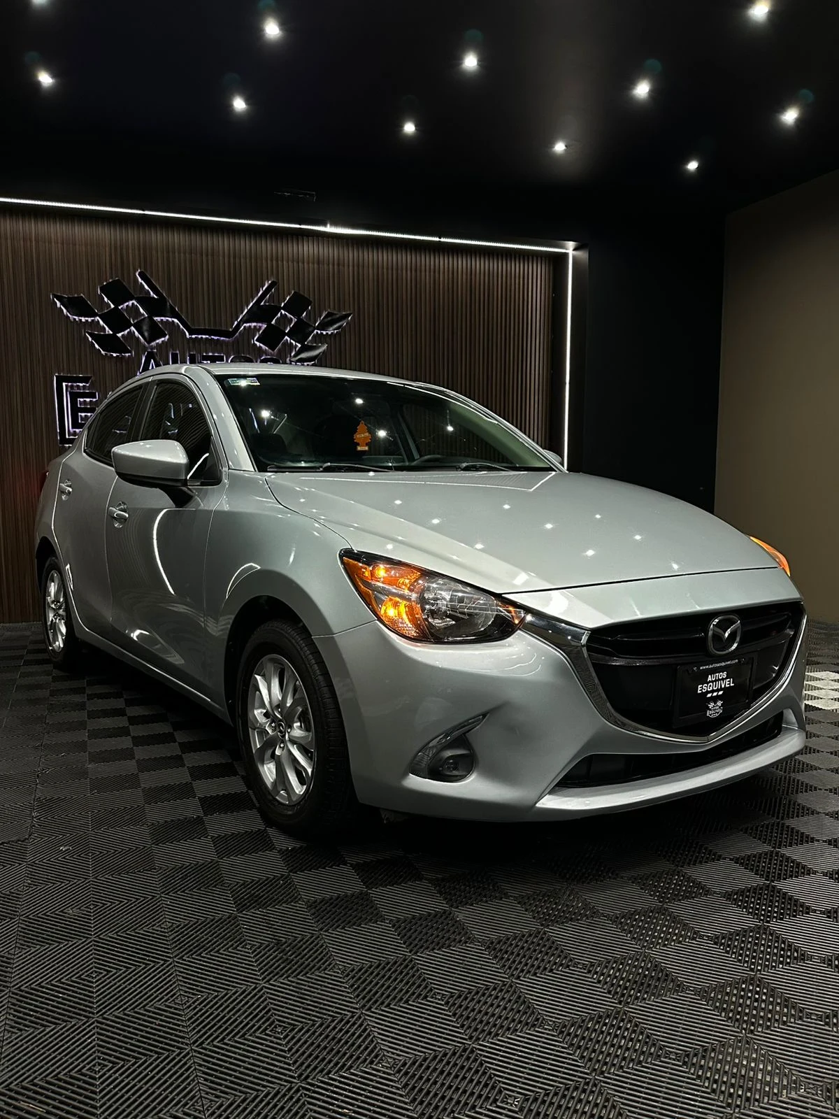 Mazda M2 2019 - imagen 6