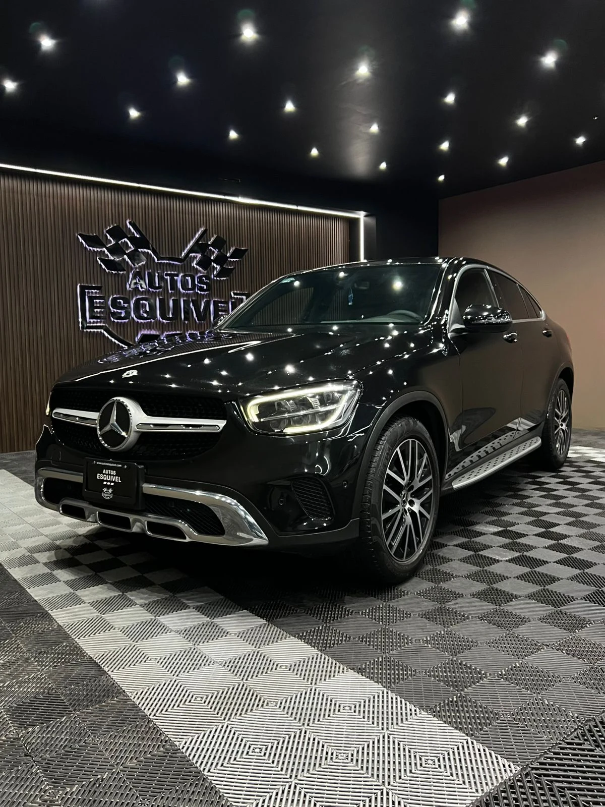 Mercedes Benz GLC 300 2021 - imagen 2