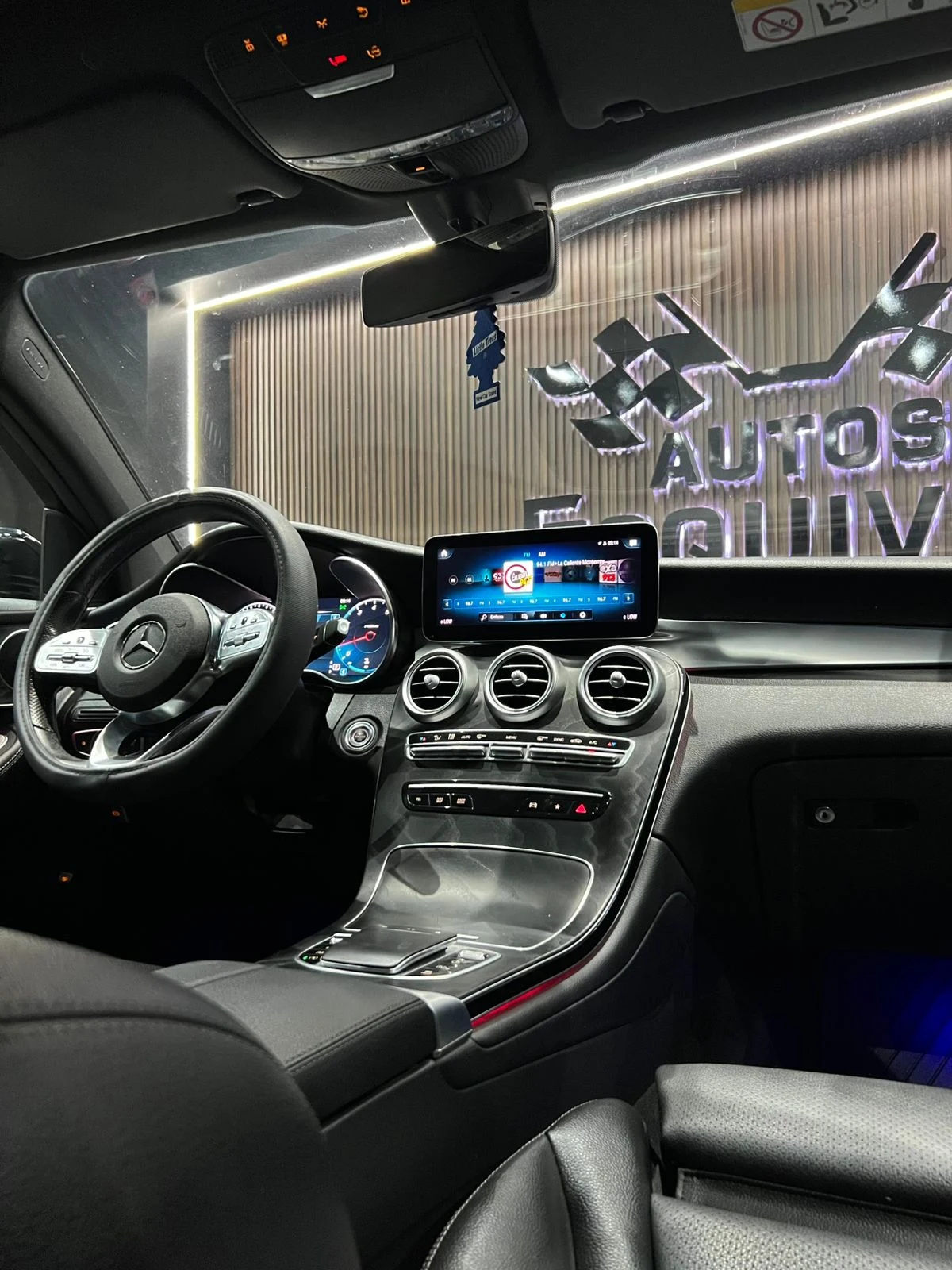 Mercedes Benz GLC 300 2021 - imagen 10