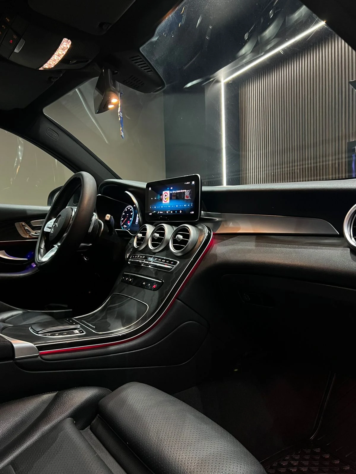 Mercedes Benz GLC 300 2021 - imagen 13