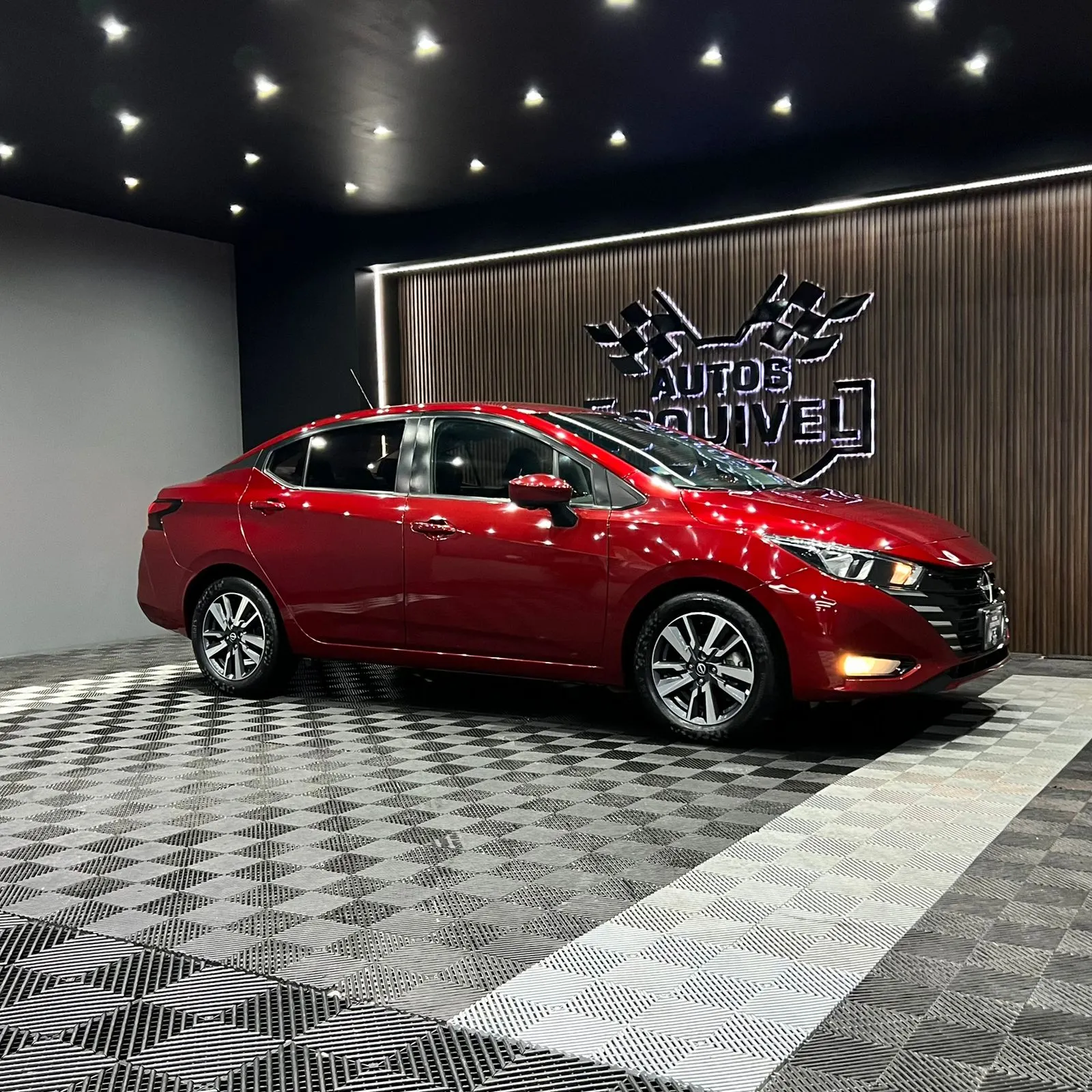 Nissan VERSA 2023 - imagen 3