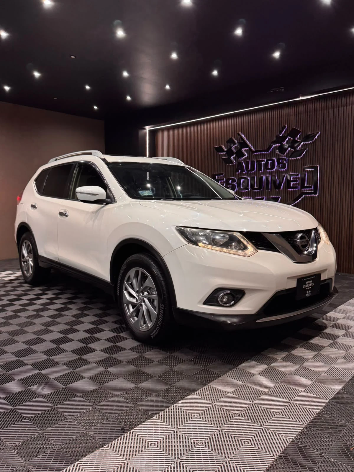 Nissan X-TRAIL ADVANCE 2015 - imagen 3
