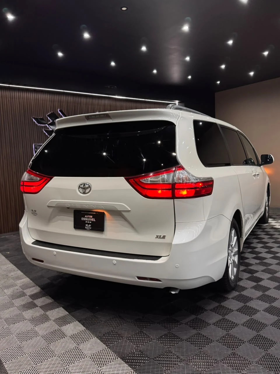 Toyota SIENNA 2017 - imagen 5