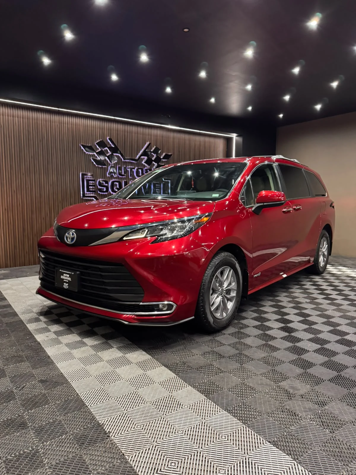 Toyota SIENNA HIBRIDA 2021 - imagen 2