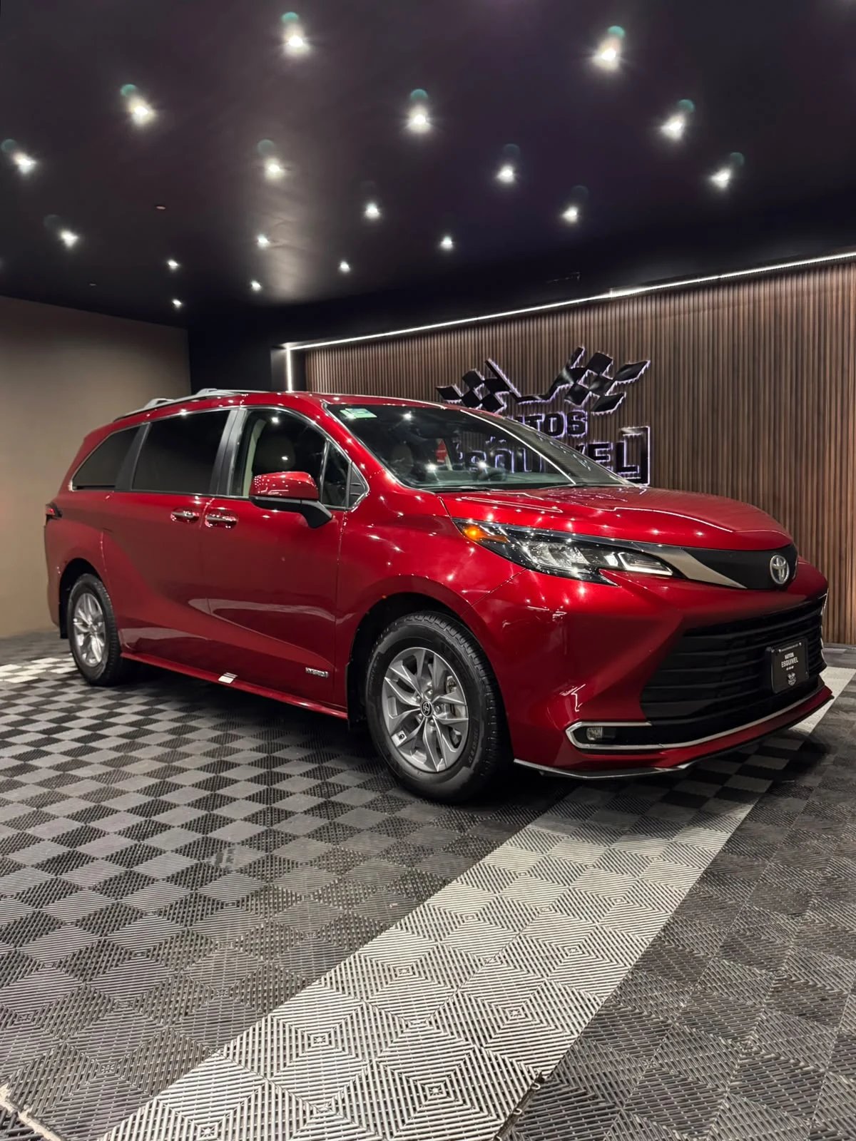 Toyota SIENNA HIBRIDA 2021 - imagen 3