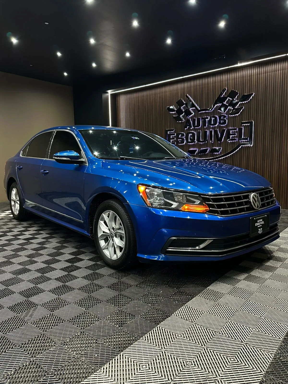 Volkswagen PASSAT 2017 - imagen 3