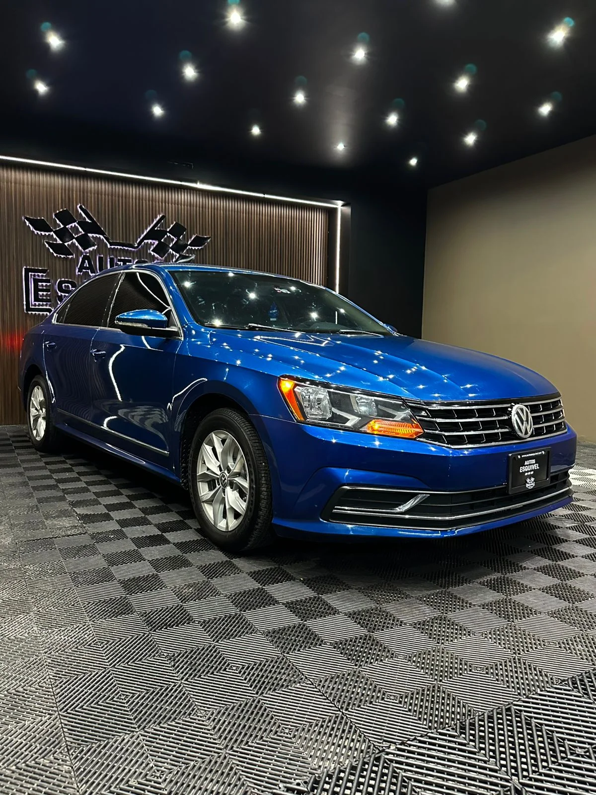 Volkswagen PASSAT 2017 - imagen 6