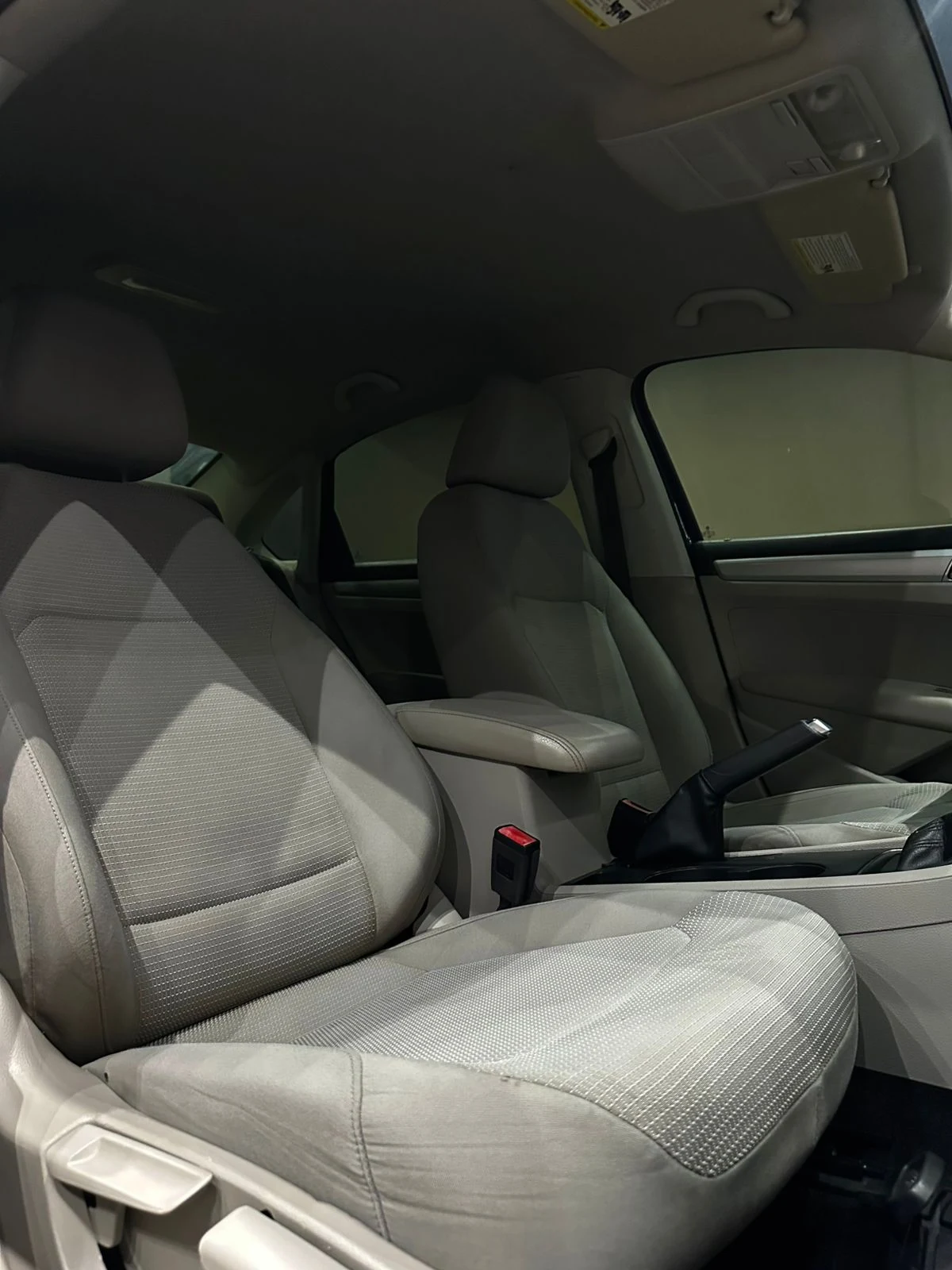 Volkswagen PASSAT 2017 - imagen 9