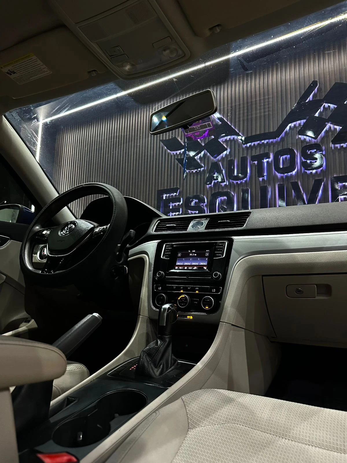 Volkswagen PASSAT 2017 - imagen 10
