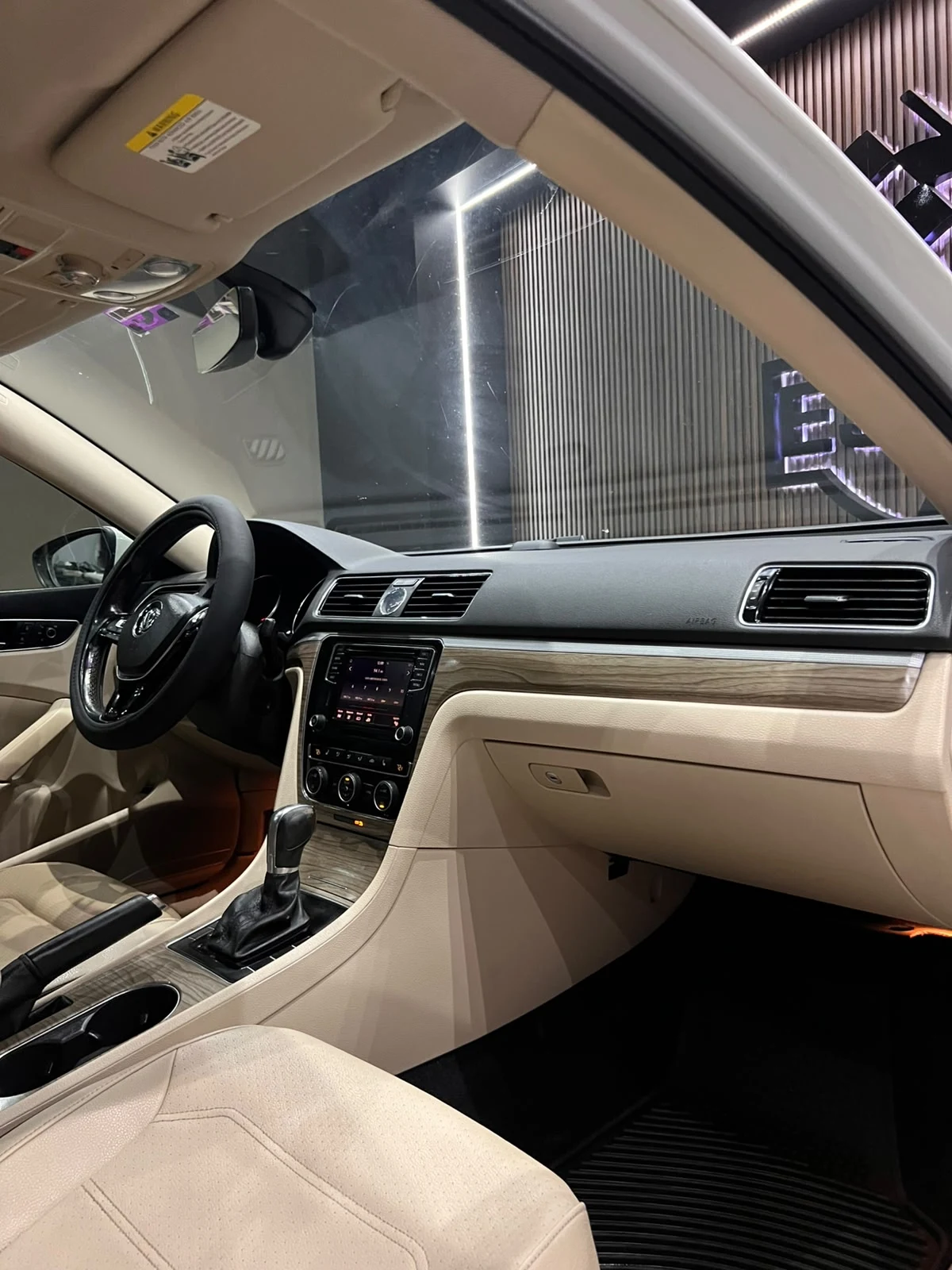 Volkswagen PASSAT R LINE 2017 - imagen 12