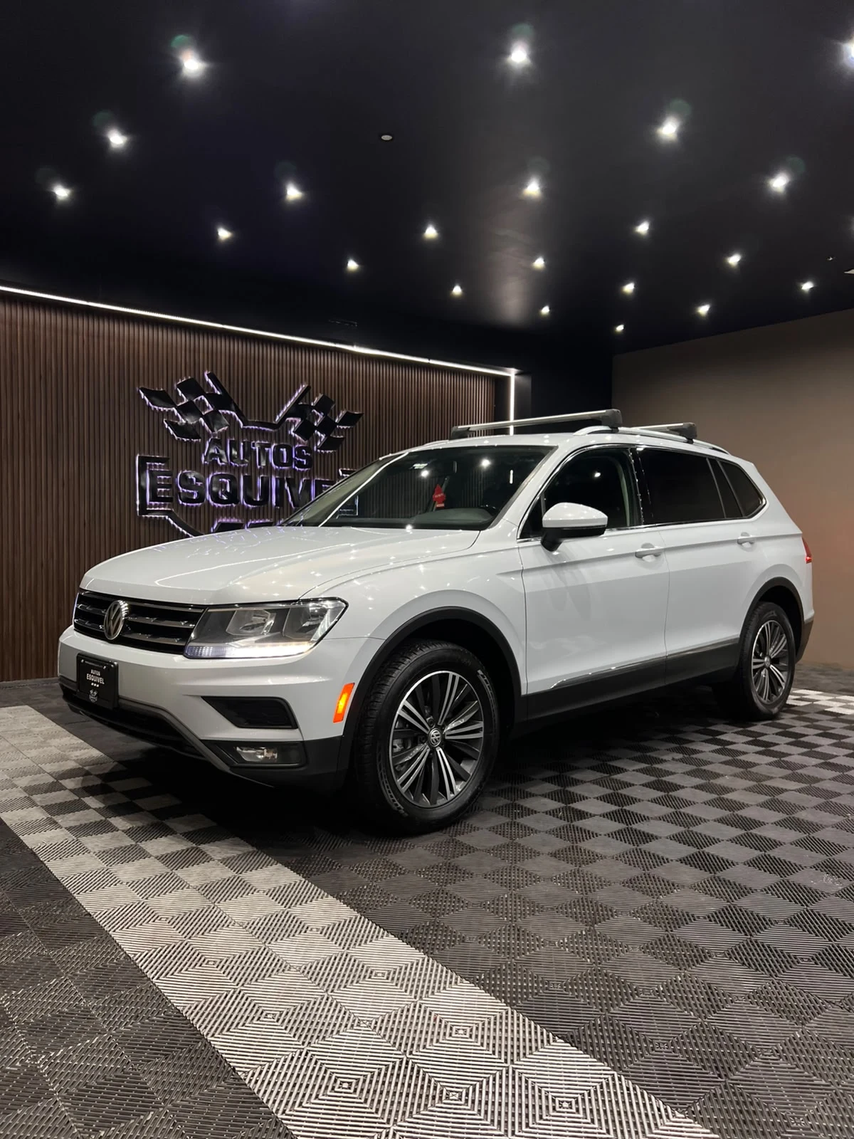 Volkswagen TIGUAN SPORTLINE 2018 - imagen 2